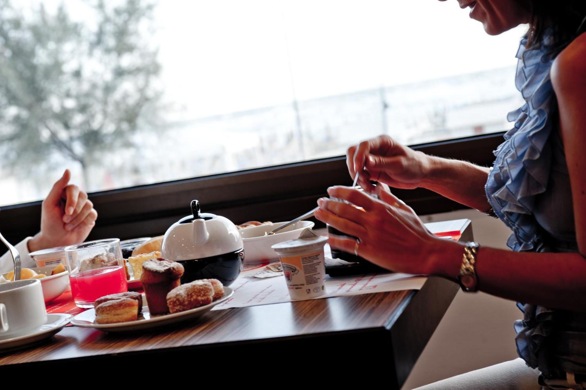 Pianob - Breakfast Hotel & Bar سينِغاليا المظهر الخارجي الصورة